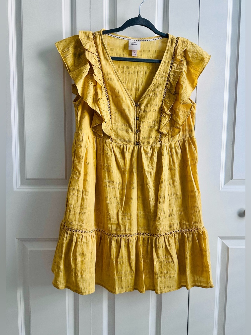 Knox Rose Yellow Ruffled V-Neck Dress Size Small